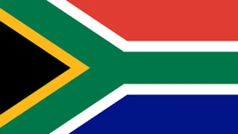 英超森林队连胜势头强劲，以3-0完胜狼队，缔造七连胜辉煌战绩。